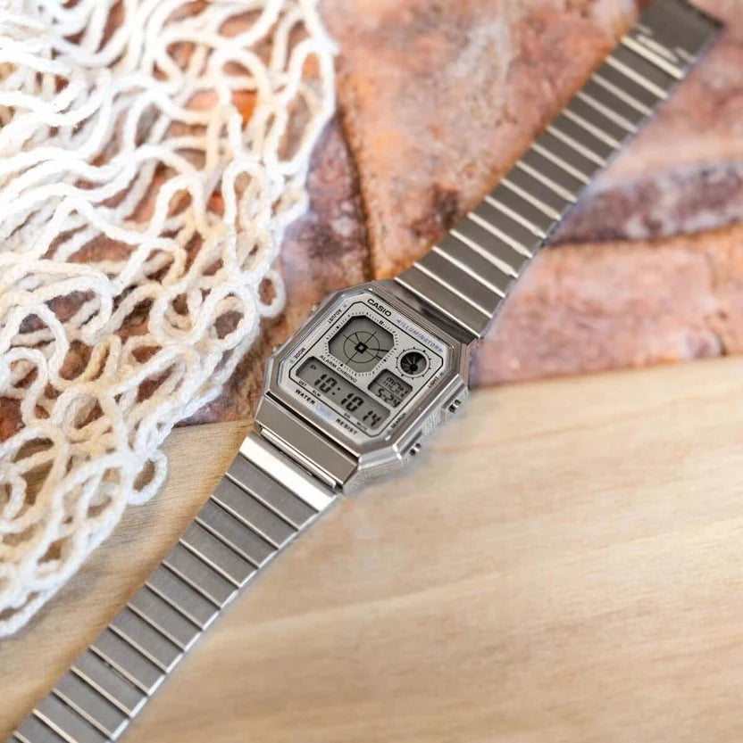 Reloj Casio Vintage A130WE-7ADF Plateado Digital LCD Azul