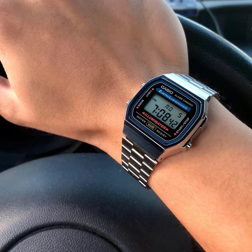 Reloj Casio A168WA-1 Plateado Digital Vintage Acero Inoxidable