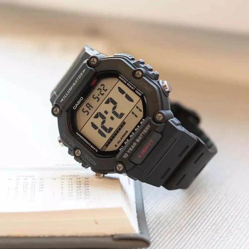 Reloj Casio AE-1600H-1AVDF Negro Digital 100M Batería 10 Años