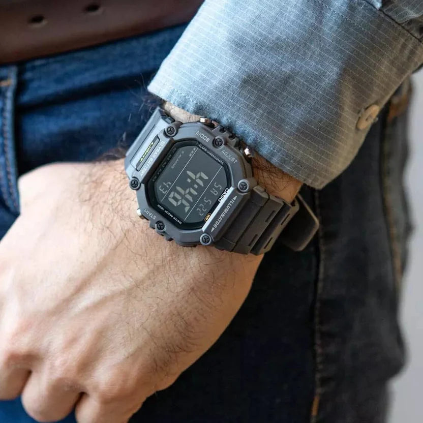 Reloj Casio AE-1600H-8BV Resina Gris Digital Deportivo 100M