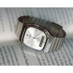 Reloj Casio AQ-240E-7ADF Plateado Analógico Digital Vintage Acero Inoxidable