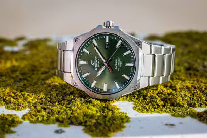 Reloj Casio Edifice EFR-S108D-3AVUDF Verde Cristal Zafiro 100M