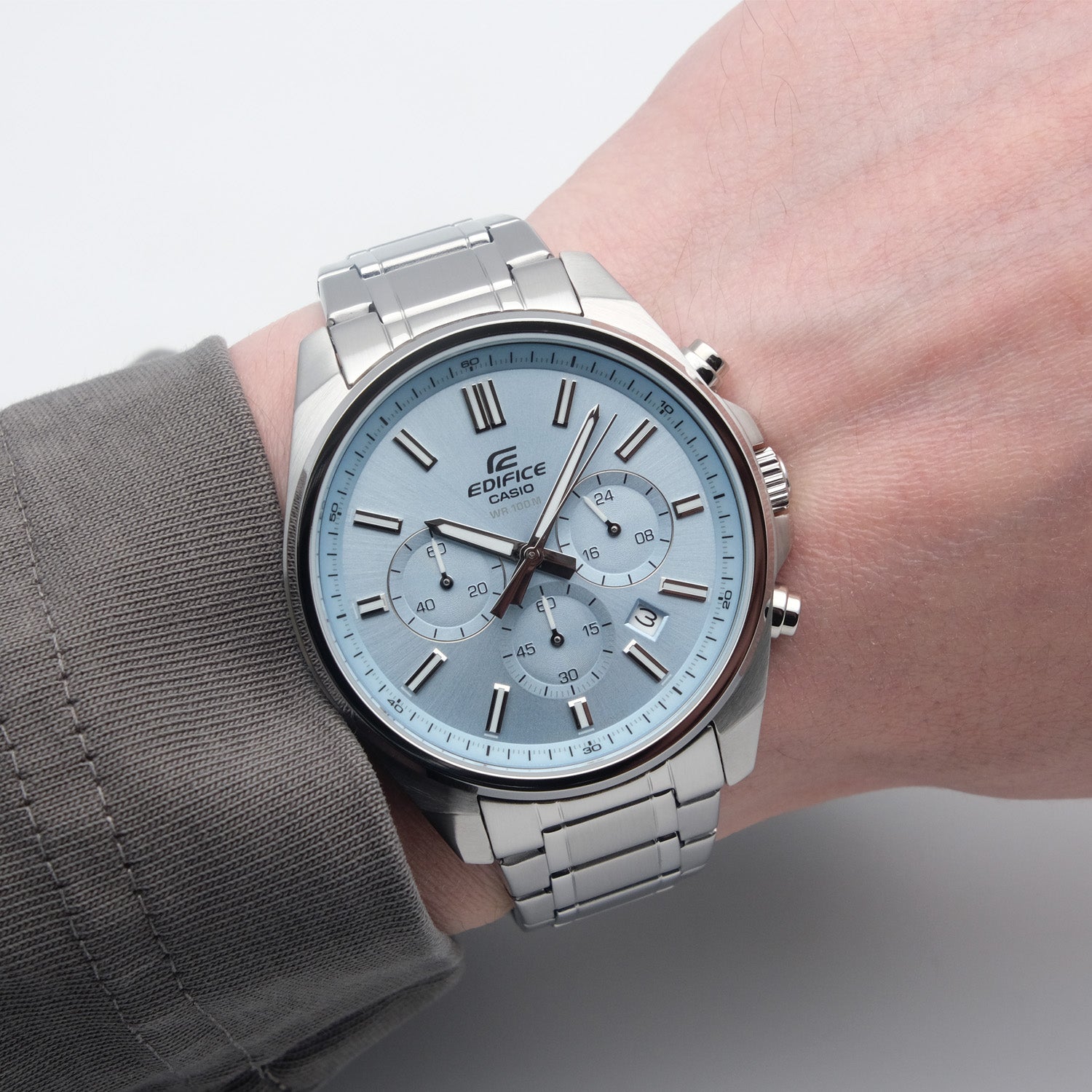Reloj Casio EDIFICE EFV-650D-2BV Acero Inoxidable Esfera Azul 100M