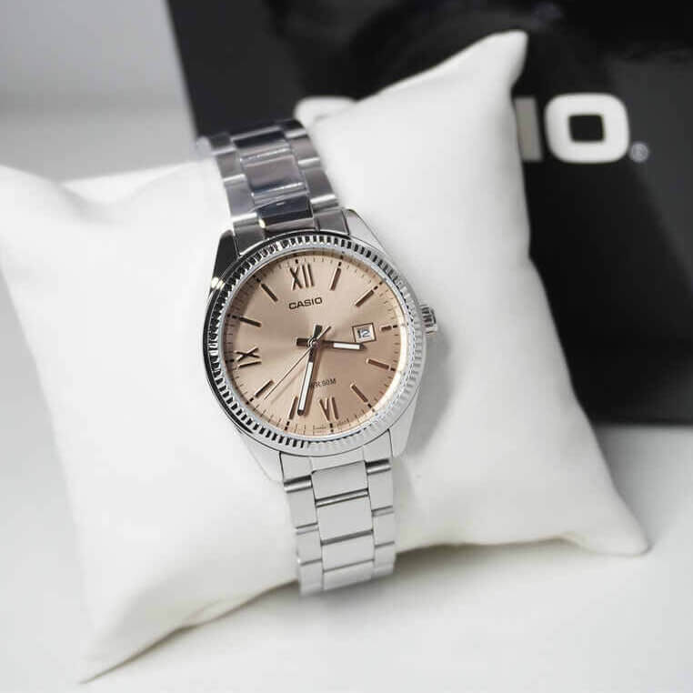 Reloj Casio LTP-1302DD-4A2 Champán Acero 50M