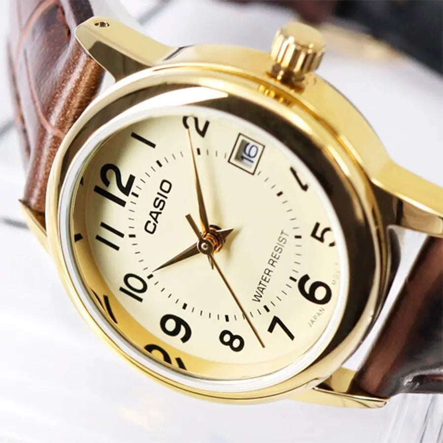 Reloj Casio LTP-V002GL-9B Dorado Cuero Marrón Water Resistant
