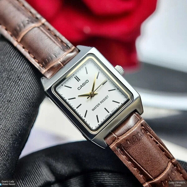 Reloj Casio LTP-V007L-7E2 Correa de Cuero Negro Esfera Blanca Clásico Elegante