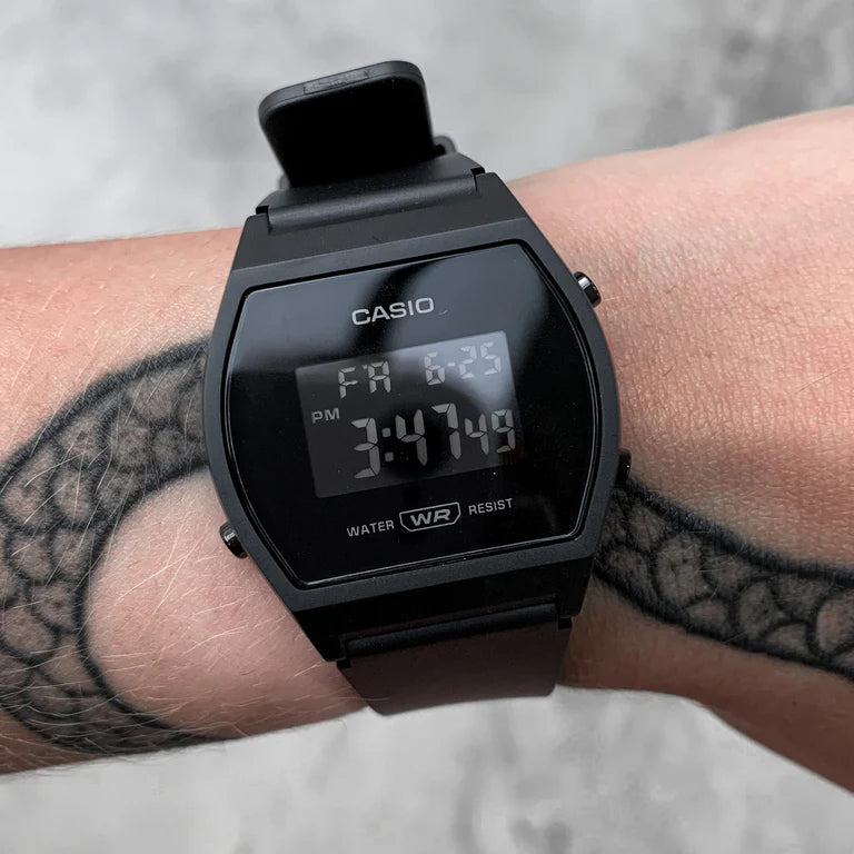 Reloj Casio LW-204-1B Digital Negro Compacto Resina 50M