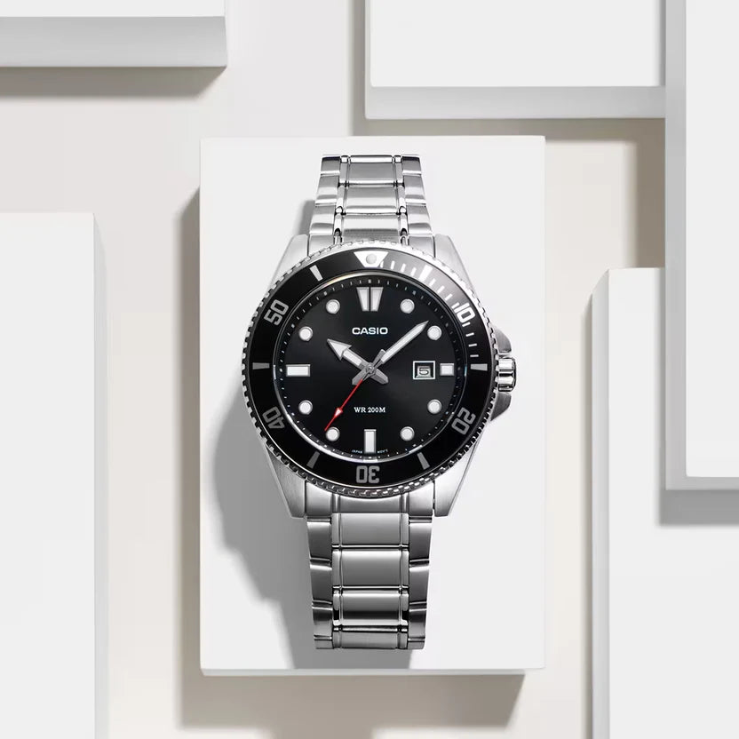 Reloj Casio MDV-107D-1A1VDF Acero Bisel Giratorio 200M