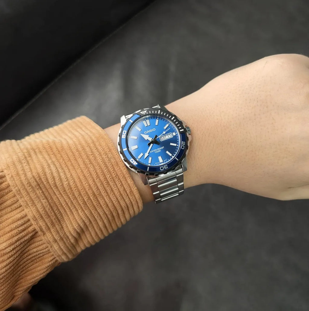Reloj Casio MTD-125D-2A1 Acero Inoxidable Esfera Azul Diver 100M