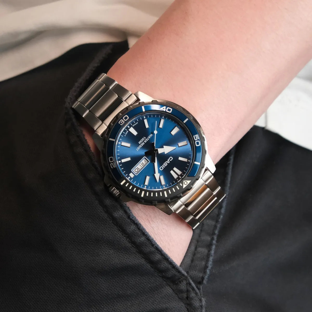Reloj Casio MTD-125D-2A1 Acero Inoxidable Esfera Azul Diver 100M
