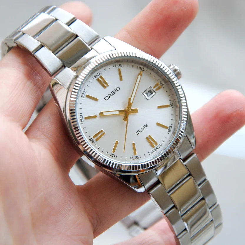 Reloj Casio MTP-1302D-7A2V Acero Inoxidable Blanco Fecha 50M