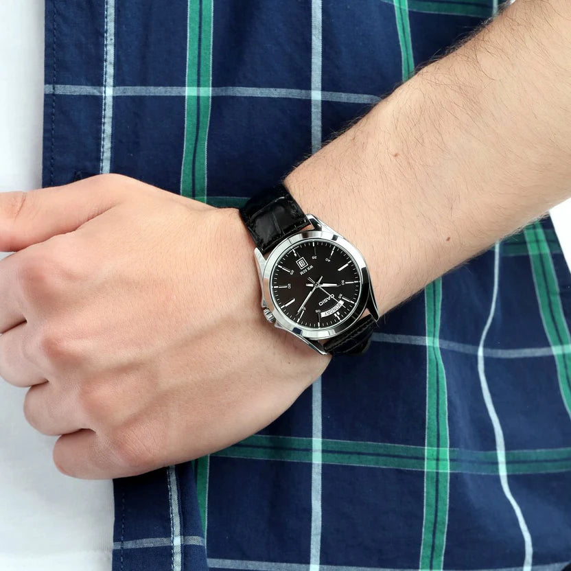 Reloj Casio MTP-1370L-1AVDF Cuero Negro Día y Fecha 50M