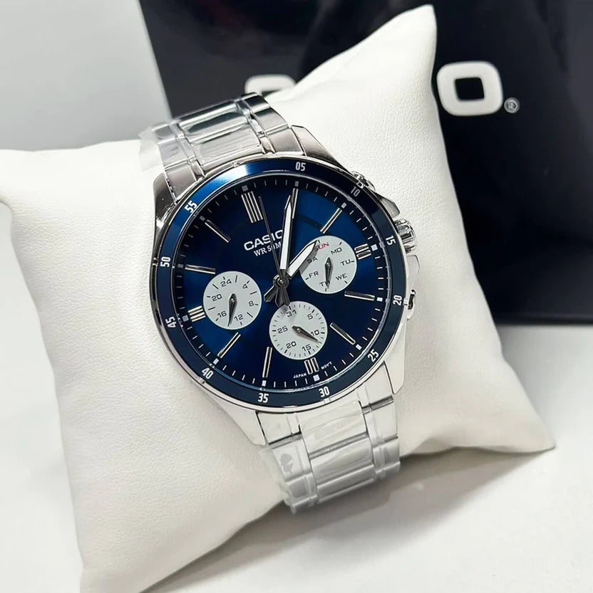 Reloj Casio MTP-1374D-2A3 Acero Inoxidable Esfera Azul Claro Día y Fecha 50M