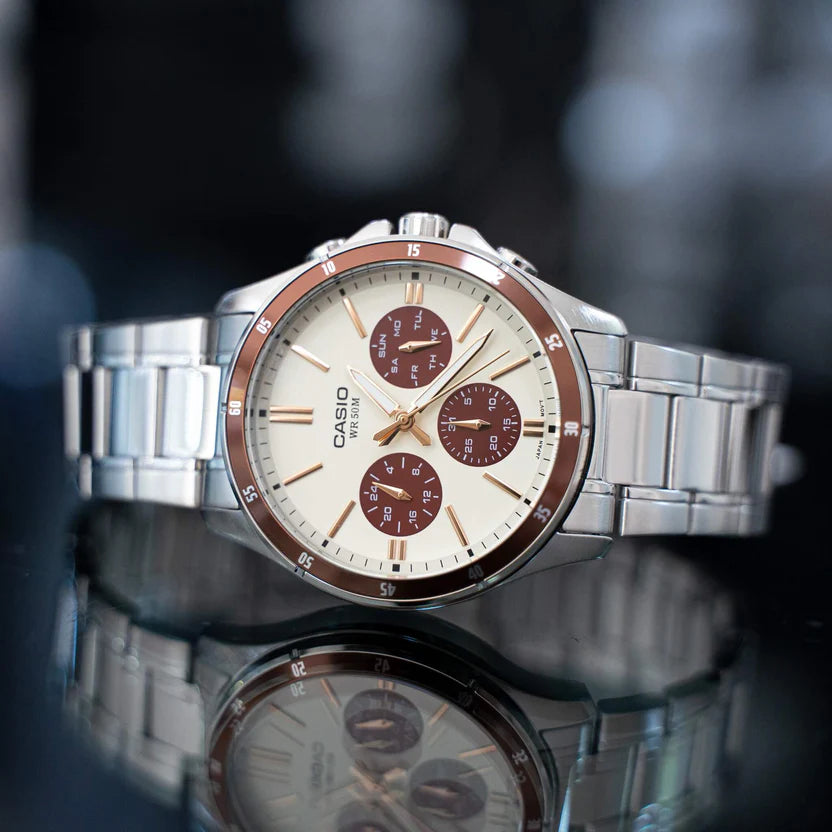 Reloj Casio MTP-1374D-5A2 Acero Inoxidable Esfera Café Multifunción 50M
