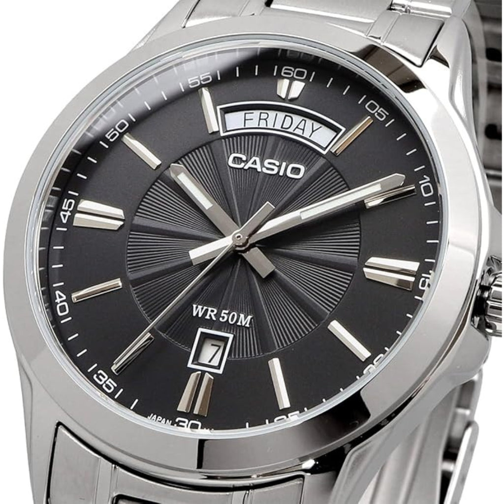 Reloj Casio MTP-1381D-8AVDF Gris Acero Multifunción 50M