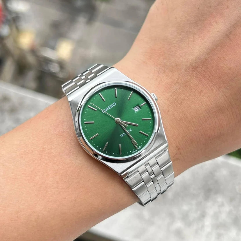 Reloj Casio MTP-B145D-3AV Acero Inoxidable Esfera Verde Sunburst 50M
