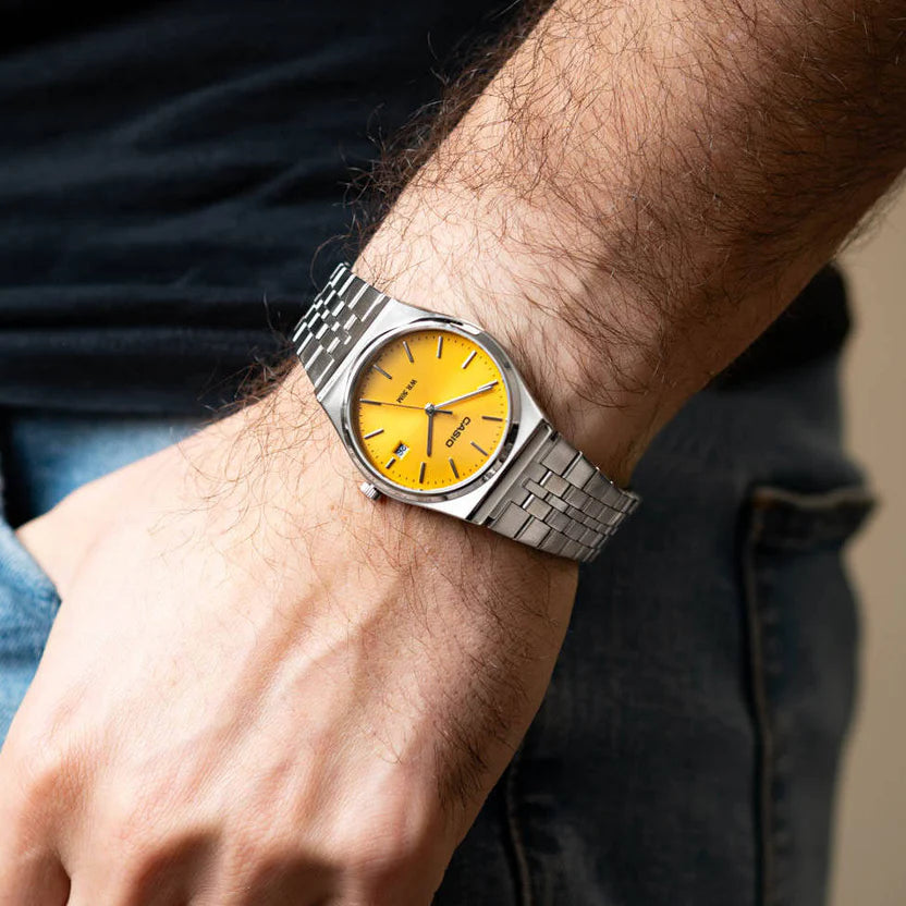 Reloj Casio MTP-B145D-9A Acero Inoxidable Esfera Amarilla Sunburst 50M