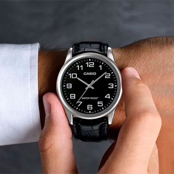 Reloj Casio MTP-V001L-1B Correa de Cuero Negro