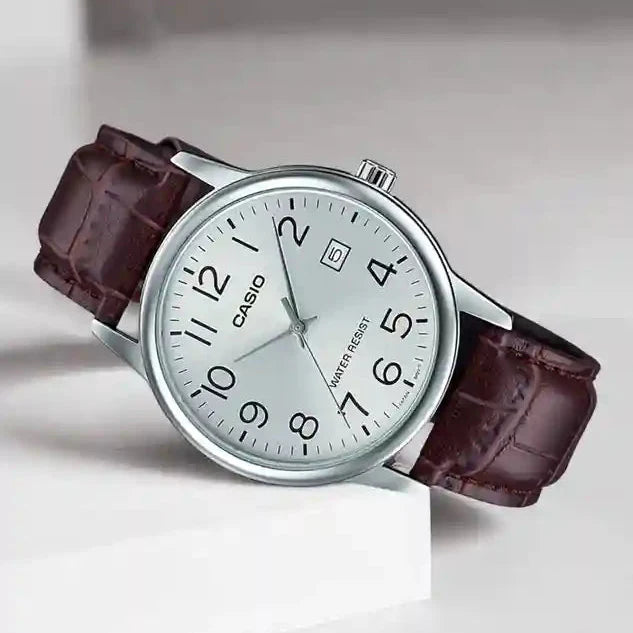 Reloj Casio MTP-V002L-7B2 Correa de Cuero Café