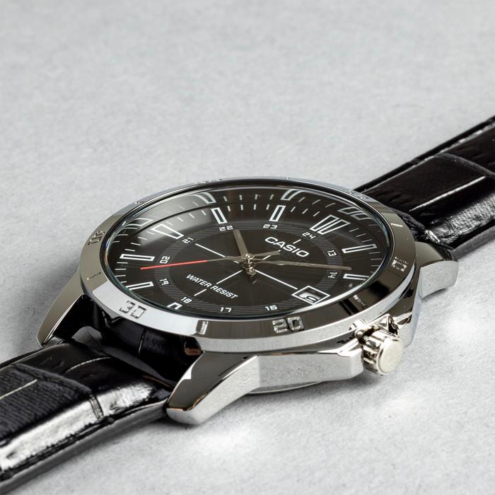 Reloj Casio MTP-V004L-1C Correa de Cuero Negro Esfera Negra Clásico