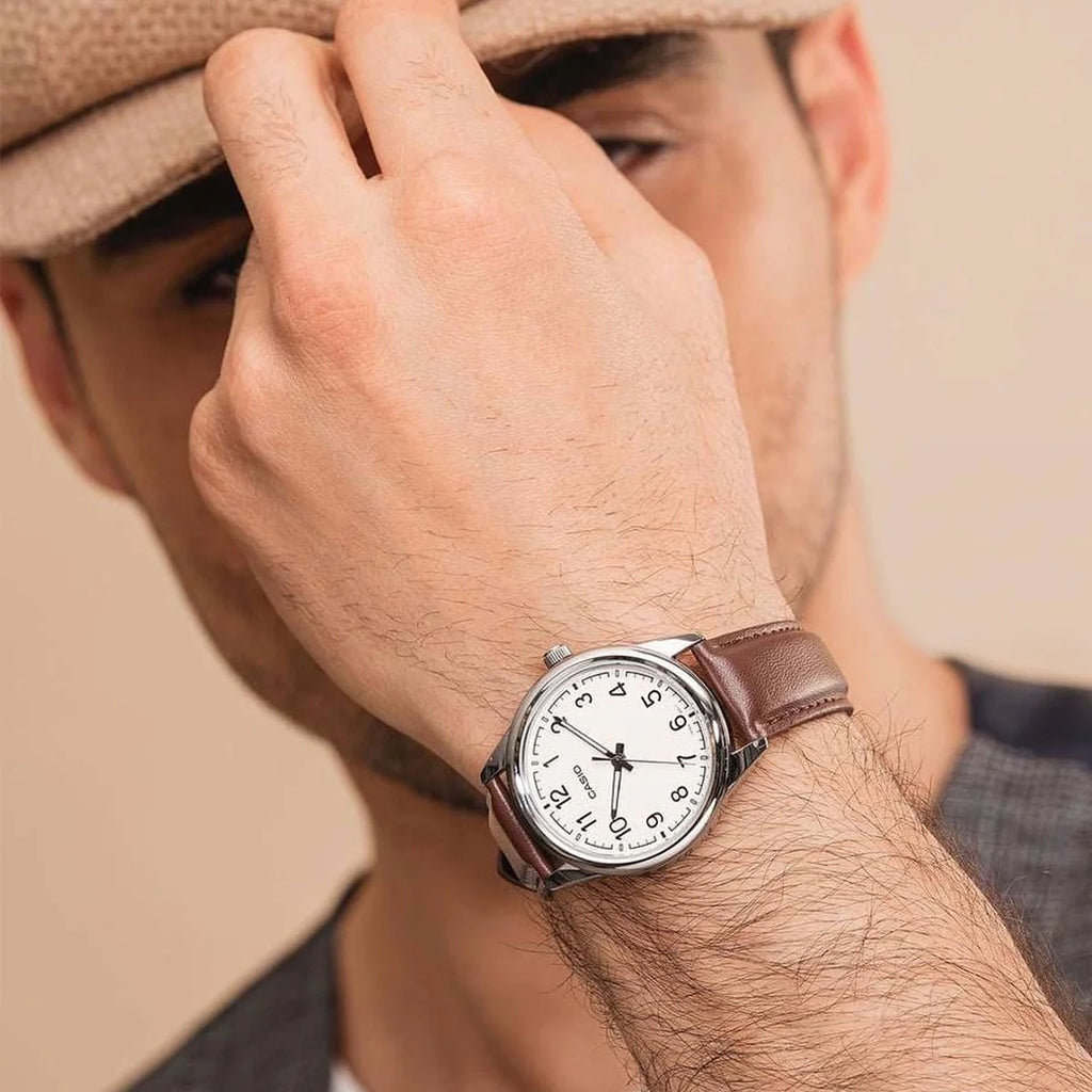 Reloj Casio MTP-V005L-7B4 Correa de Cuero Negro Esfera Blanca Clásico