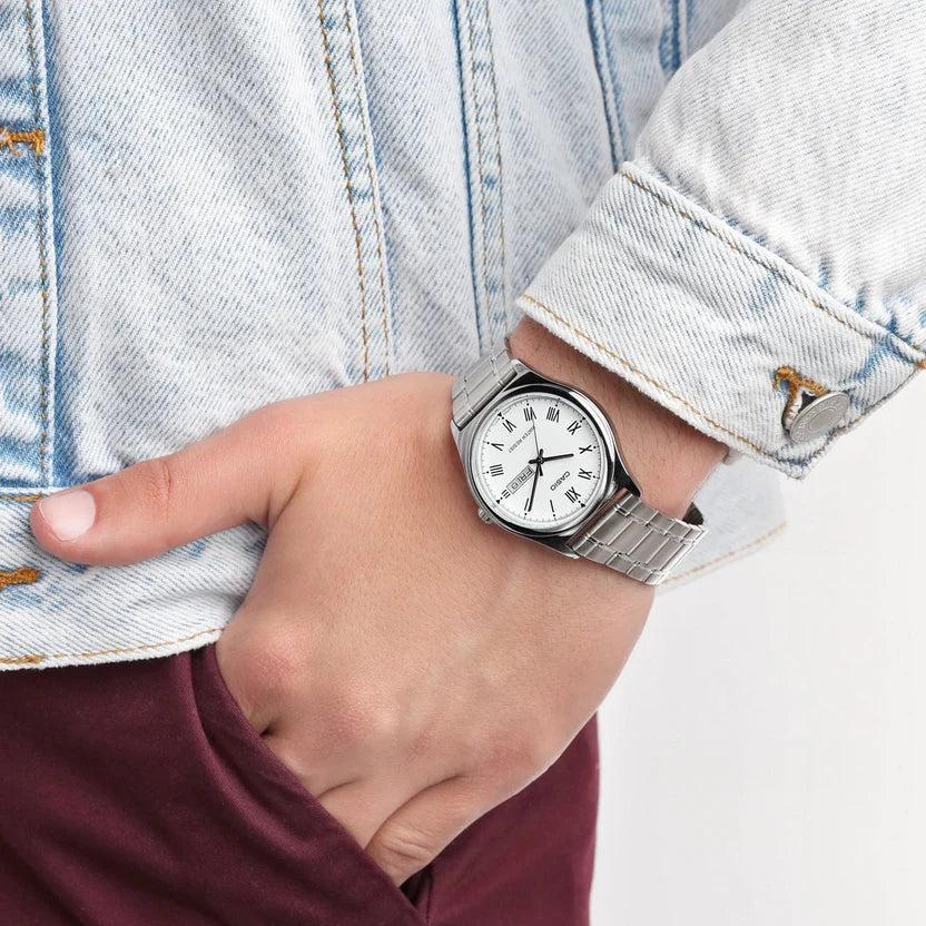 Reloj Casio MTP-V006D-7B Acero Inoxidable Esfera Blanca Clásico