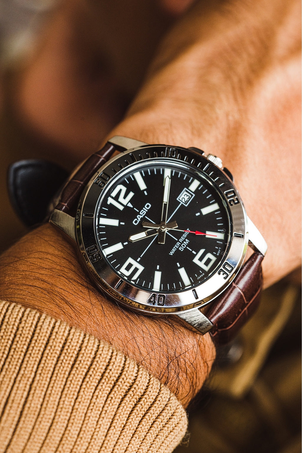 Reloj Casio MTP-VD01L-1BV Correa de Cuero Café