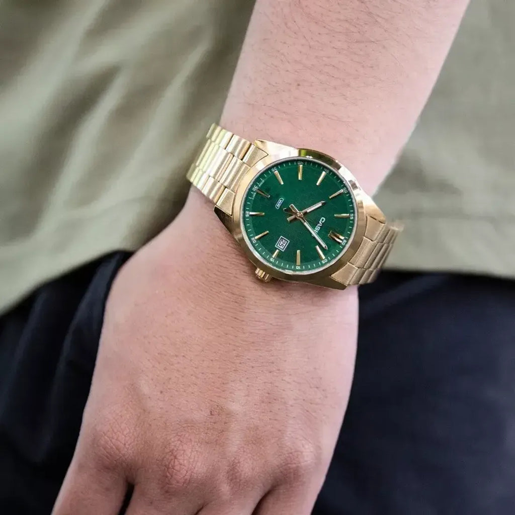 Reloj Casio MTP-VD03G-3A Dorado Acero Inoxidable Esfera Verde 50M