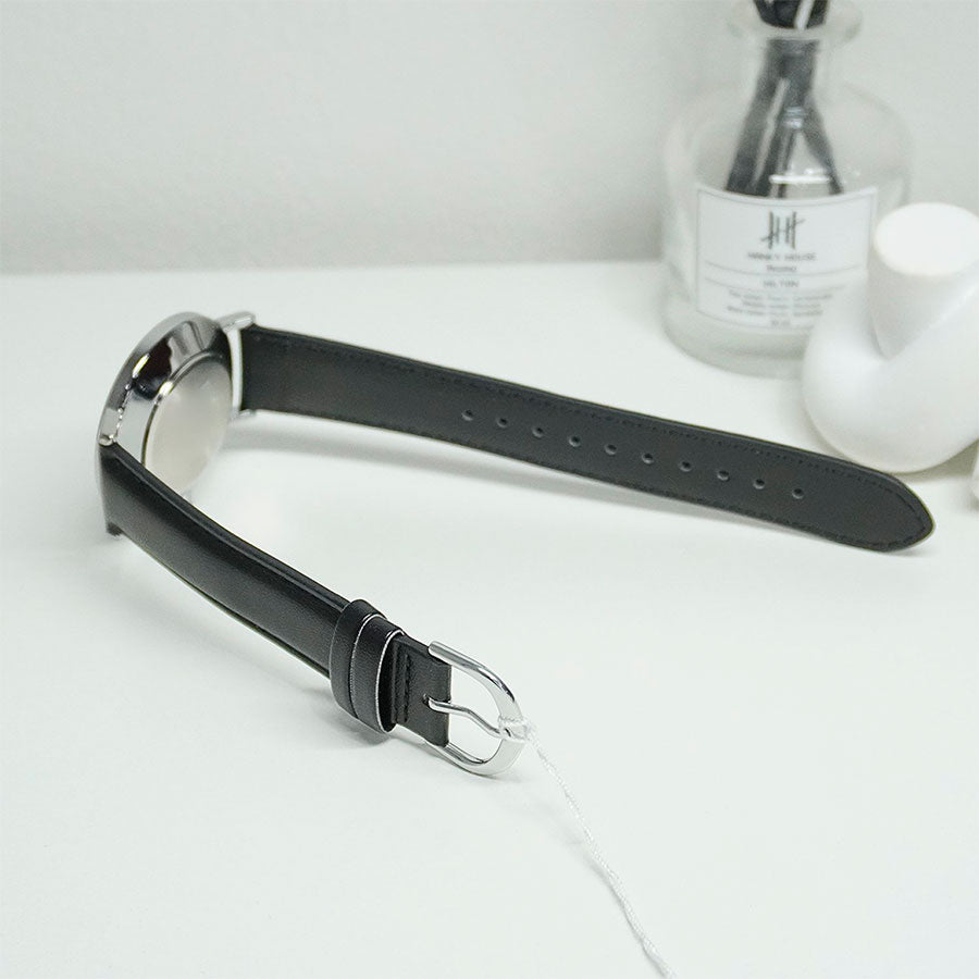 Reloj Casio MTP-VT03L-1BD Correa de Cuero Negro Esfera Negra Minimalista